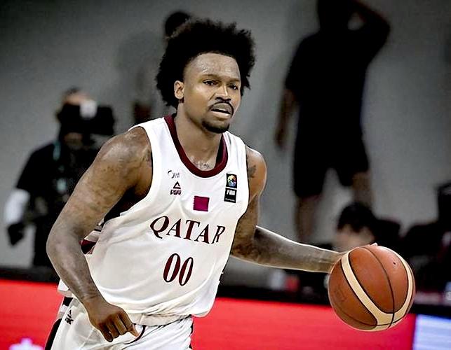 预测上海久事男篮胜率更大一些！
 
一是上海2-1领先，G3客场81-66大胜，