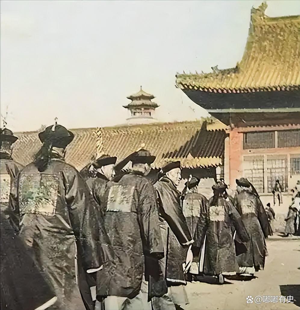 中举后会发生什么？清朝广东58岁讼棍中举，官员从喊杀到送礼
你以为中举只是考上一