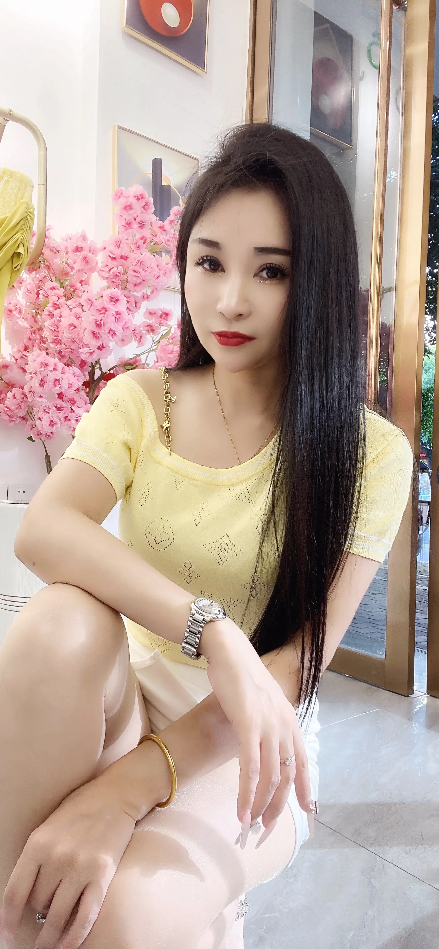 我虽然没钱，但是我不会把钱看得太重要❗️好多客户没给我钱叫我发货，结果...