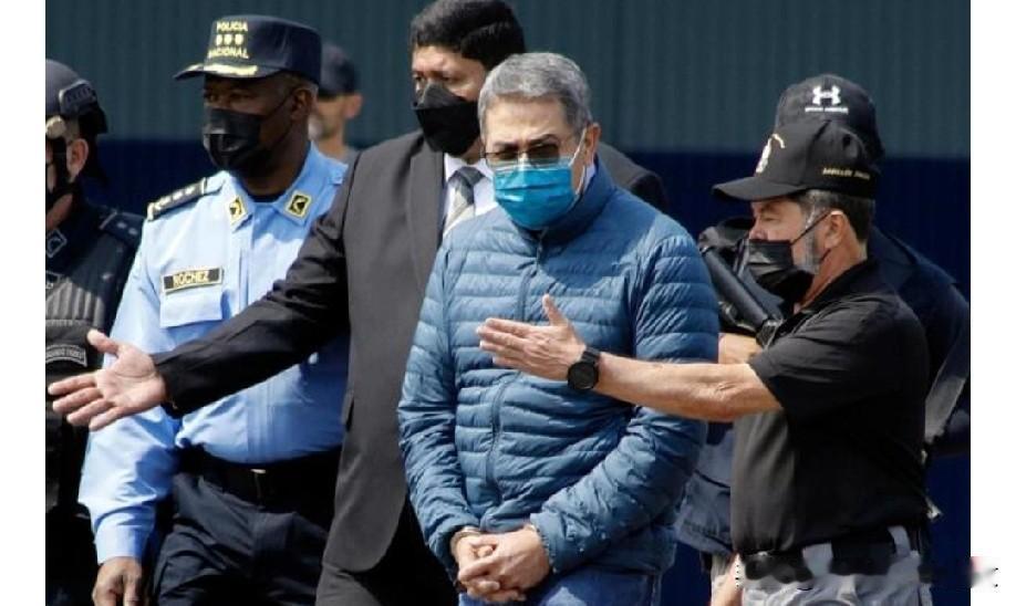 特朗普的宽恕承诺为洪都拉斯被监禁的前总统提供了另一种生活洪都拉斯前总统胡安·奥兰