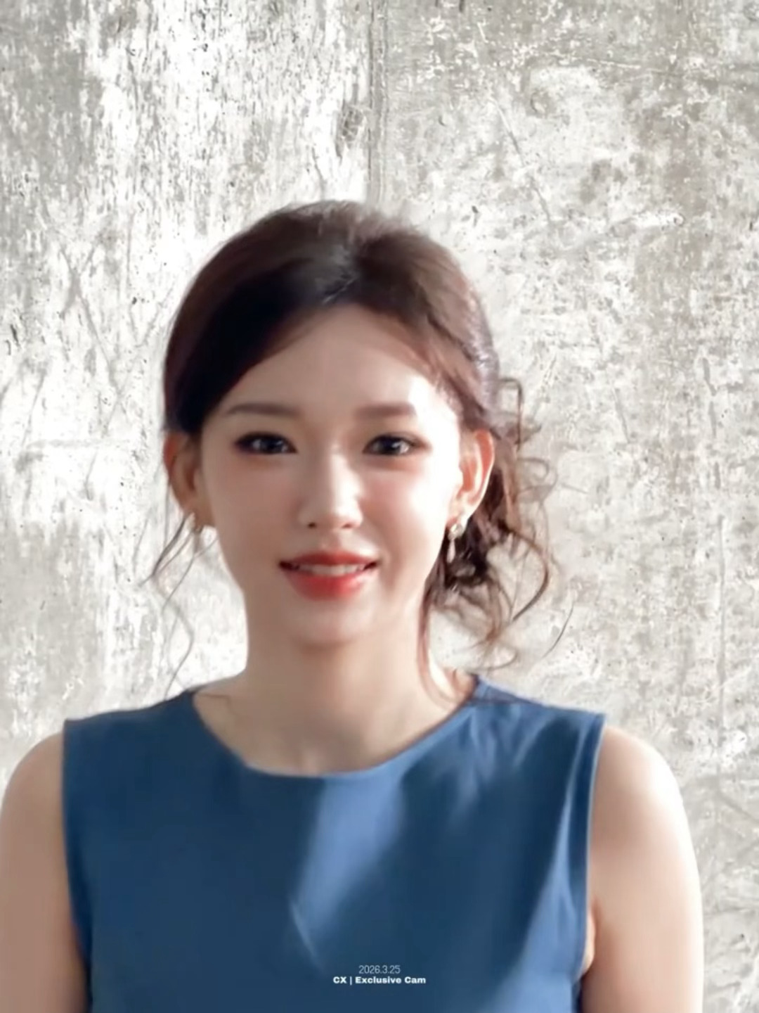 程潇COS首尔大秀造型，许愿下辈子用这张人间芭比的脸活一次