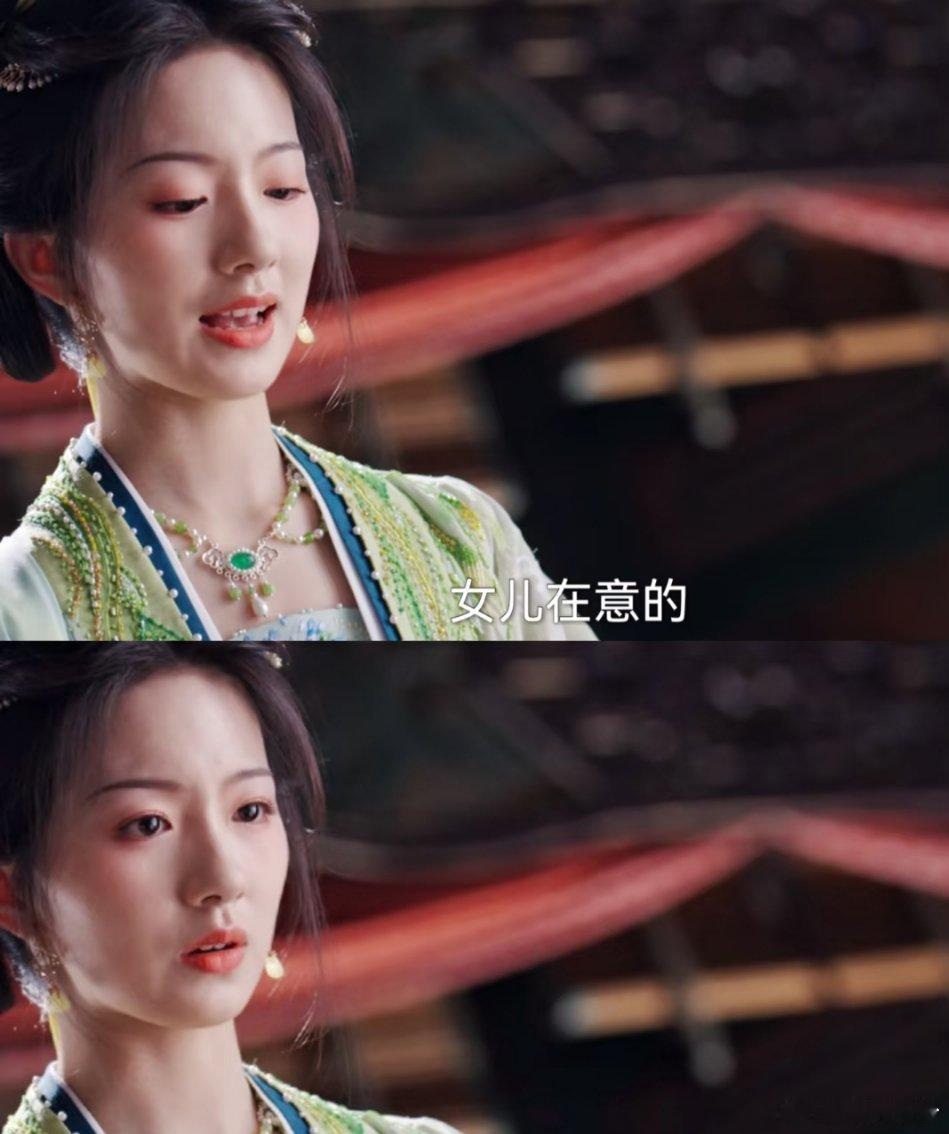 在热播古装悬疑剧《朝雪录》里，侯府嫡女秦朝羽着实令人赞叹。父亲忠勇侯将她培养得格