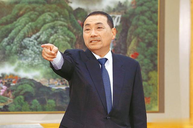 朱立伦是铁了心要把郭台铭扶上位，为此不惜违背承诺朝令夕改，将“征召”日期将由原定