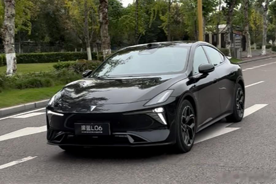 以前有人说中国的电车技术比国外厉害多了，比亚迪的技术国外根本比不上。不过这话别让