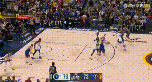 3分钟狂得12分——约老师发力了！
上半场6中3仅6+5+7。第3节6:05秒终