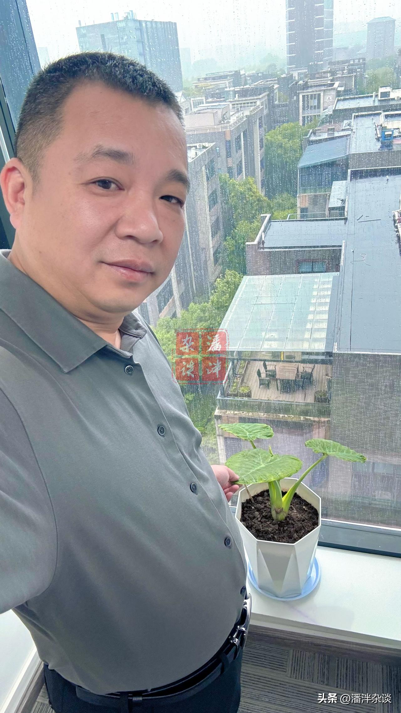 别高估自己的分量，很多时候，你的“重要”仅仅源于他人的需求。当这份需求消失，你的