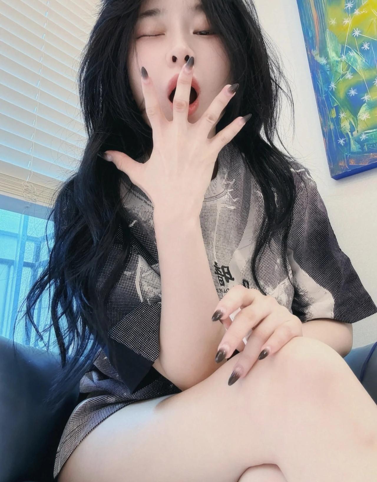 洗漱台拍个照🧺🛁🚿
甜酷 个性头像 健身人健身魂