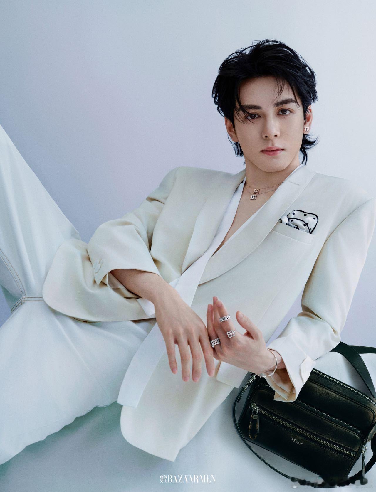 曾舜晞换完你的换你的 到底谁发明的这个也太有趣了吧！！！换完你的换你的《芭莎男士