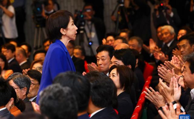 2026年5月2号下午两点，日本自民党选举对策委员长西村康稔到北京，住了一晚，3