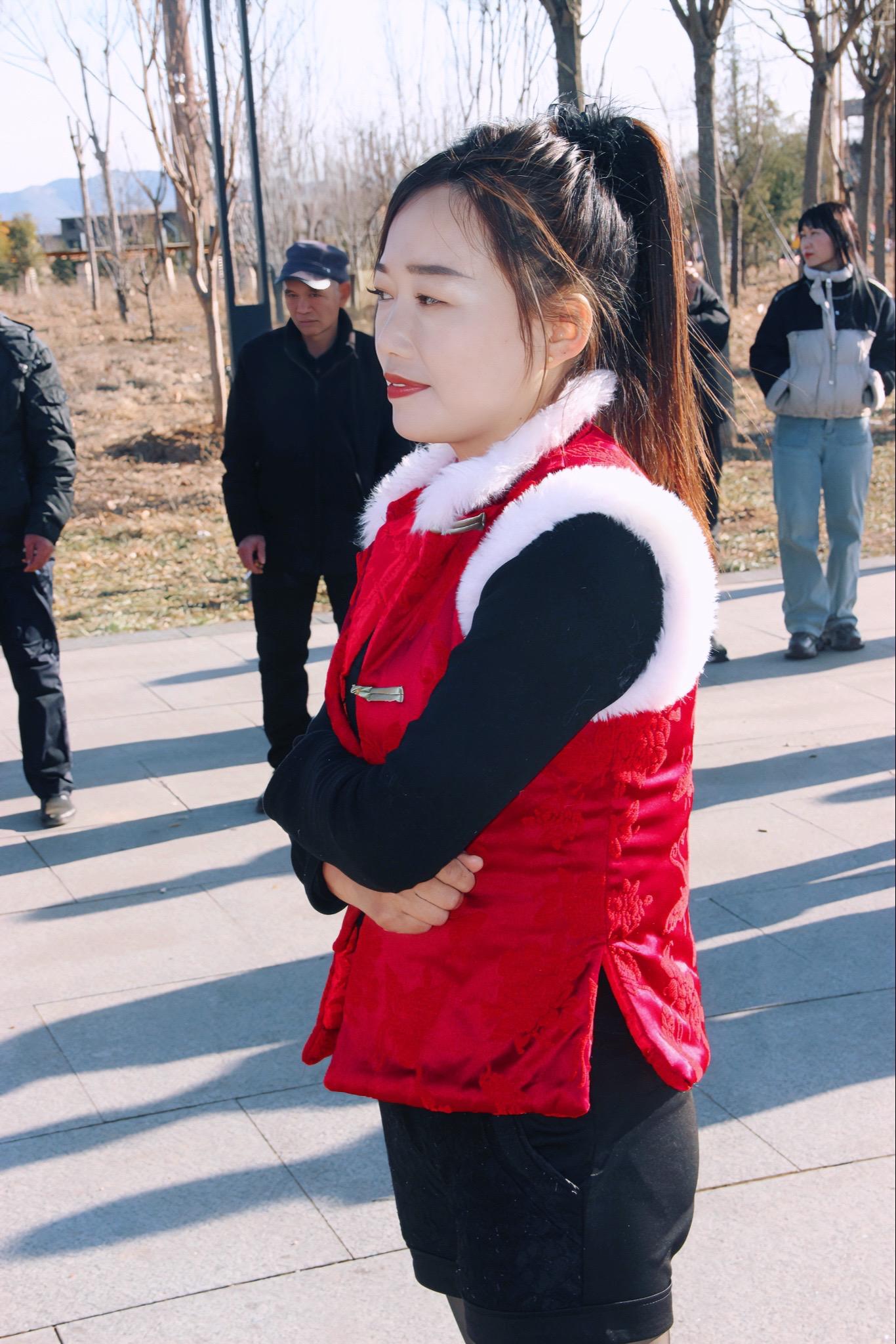 林州魅舞团 街拍美女 阳光女孩