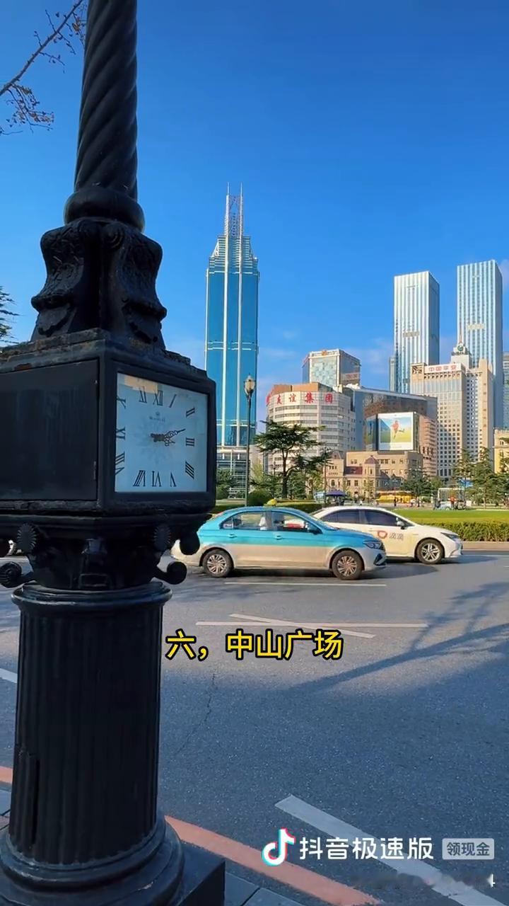 大连值得去的15个免费景点。
大连最值得去的15个免费景点：
·一、星海广场。