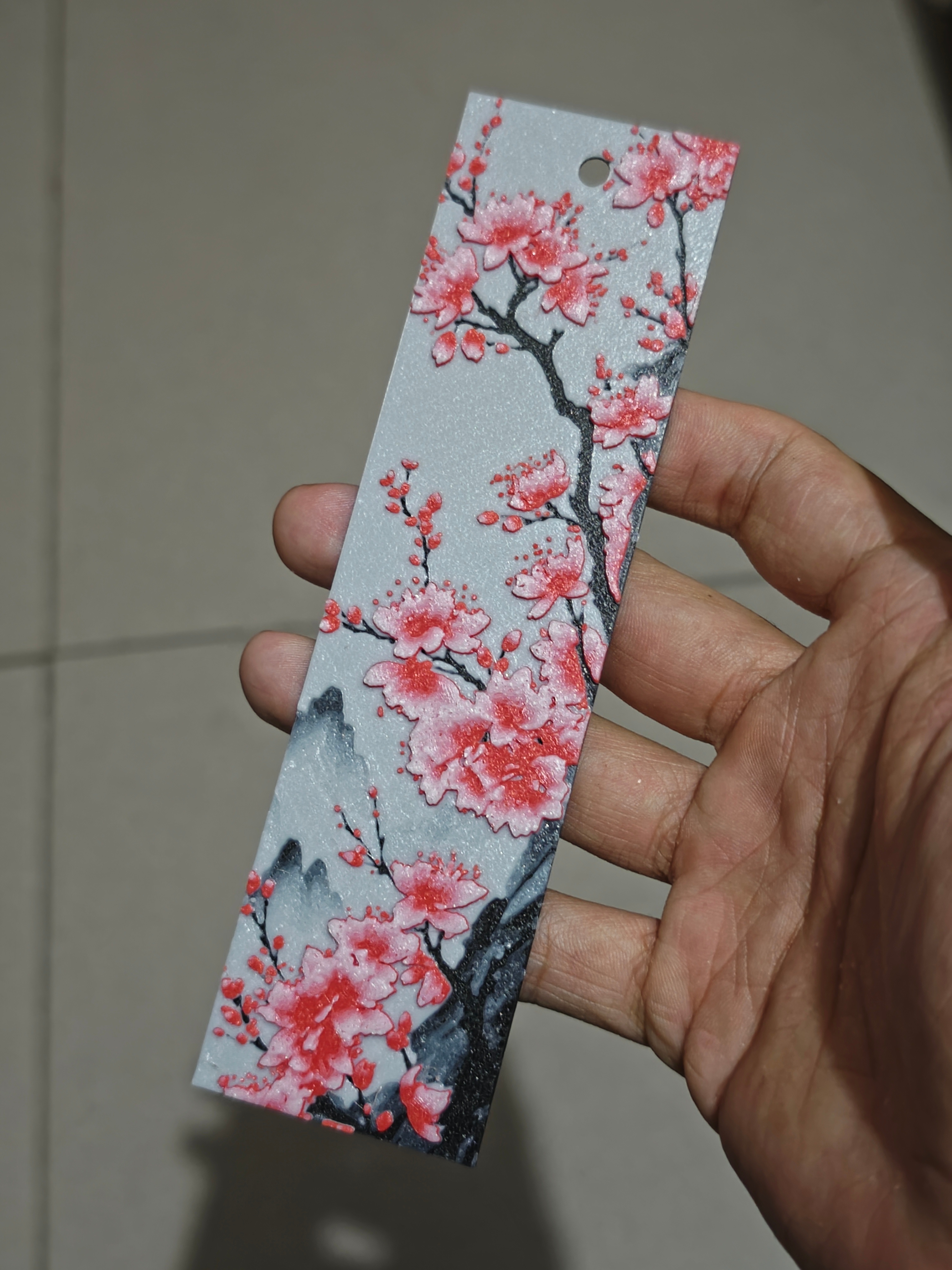 3D打印的书签，效果还不错，成本1块8。 