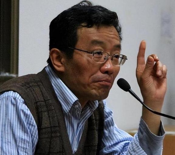 复旦教授王德峰再次语出惊人：“我堂堂复旦教授，而我儿子只上了二本，我认了！因为人