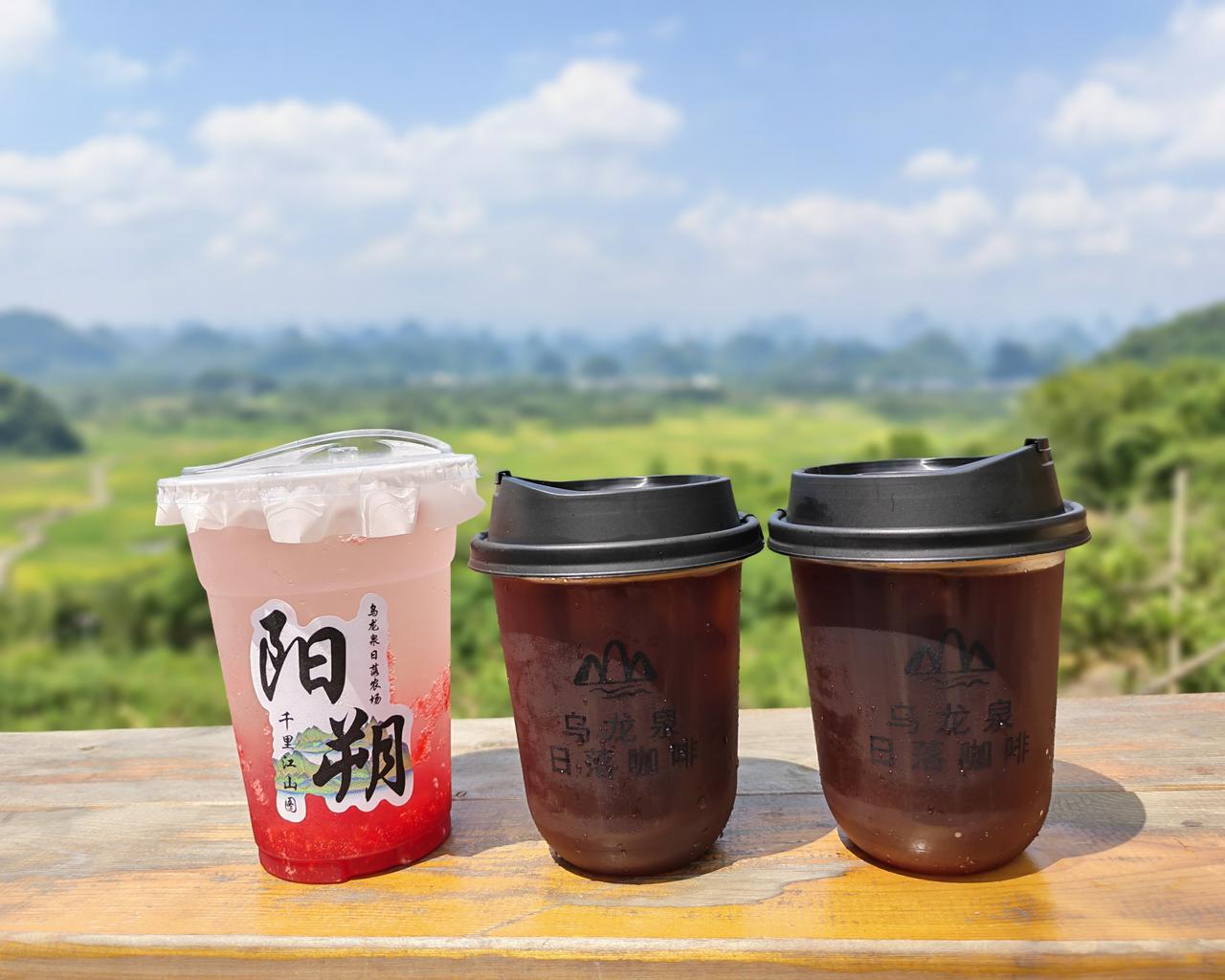 荣耀Magic8打卡千里江山图
今天听了导游大哥的建议，游览千里江山图时没有去免