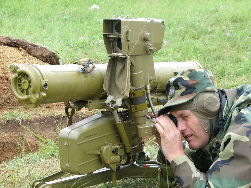 主业是打装甲目标，业余打击小型水面目标
欧洲平原广布，河网纵横，东欧尤甚。内河舰