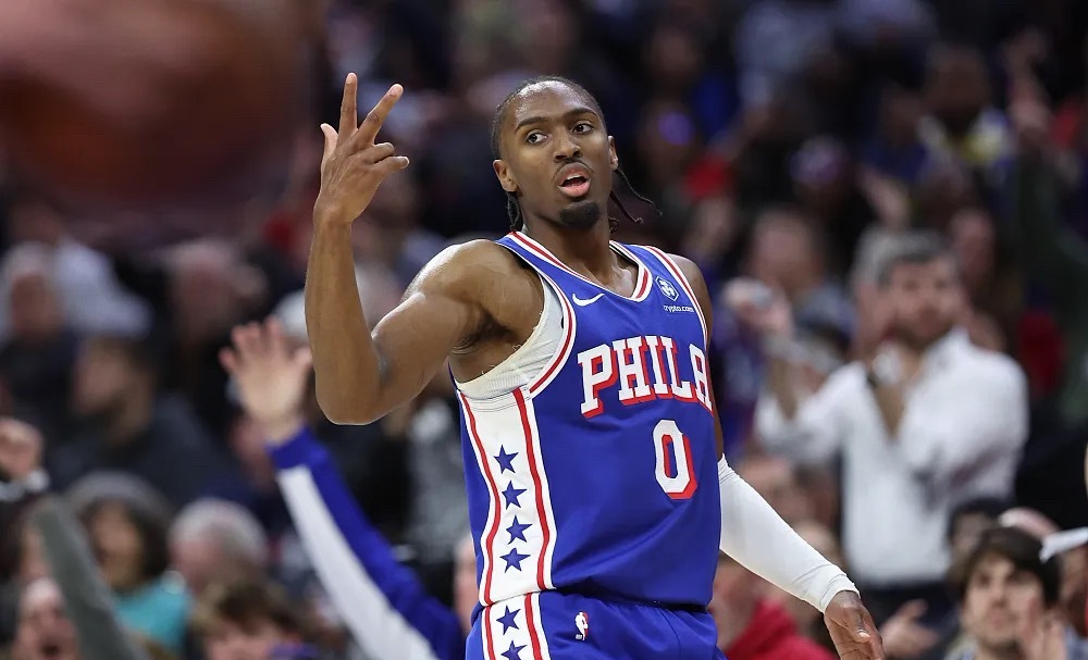 NBA常规赛明天继续进行，黄蜂主场迎战76人。战绩与排名这是一场东部排名卡位战，