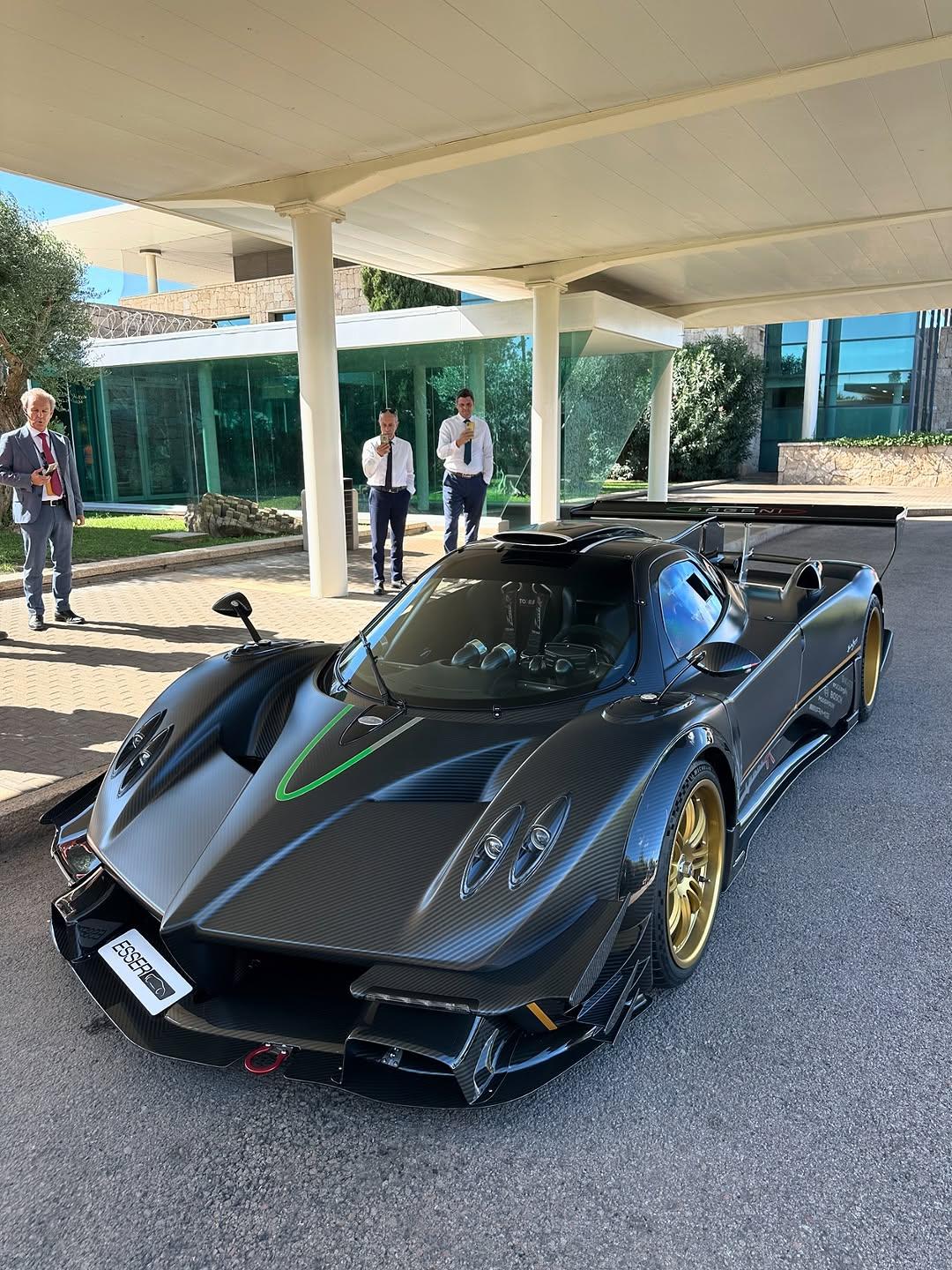 2025年SOC准备开始了！全球两台合法上路的Zonda R惊现SOC