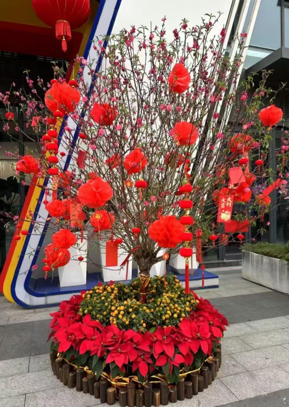 你会嫁给一个比你大15岁没房没车有10万存款又离异单身的男人吗？ 