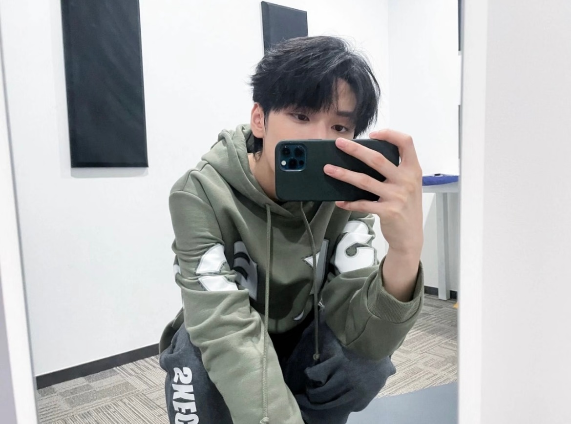 掌管对镜拍的神🤳 