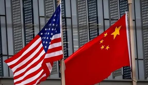 既然美国敢做初一，那中国必然会做十五。你卖武器给台湾，那我们就卖武器给那些反对美