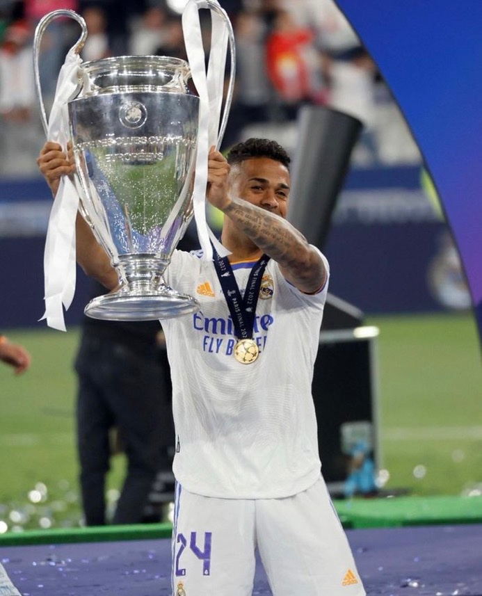 马里亚诺·迪亚兹：“C罗教会了我很多。作息规律、守时、谨慎、如何训练、如何恢复、