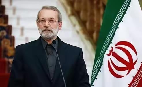 2026年3月1日，伊朗总统佩泽希齐扬突然通过视频讲话宣布：伊朗武装部队将让敌人