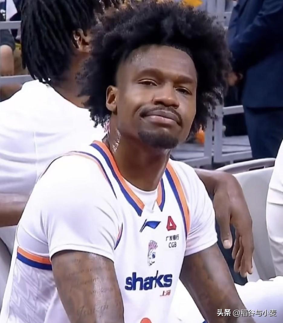 山西队在换外援这件事情上是有执念的，要是能操作，他可能巴不得3场换一个外援。但是