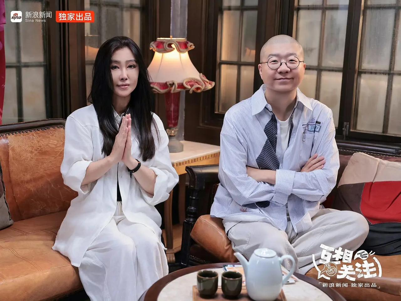 李诞毫无疑问是很有才华的，但是他完全不适合做采访。


他本来就不是能端着架子坐