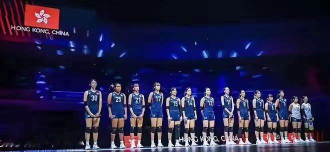 女排亚锦赛天津主场，中国香港女排0‑3不敌日本队。比赛之外争议点远超比分：奏国歌