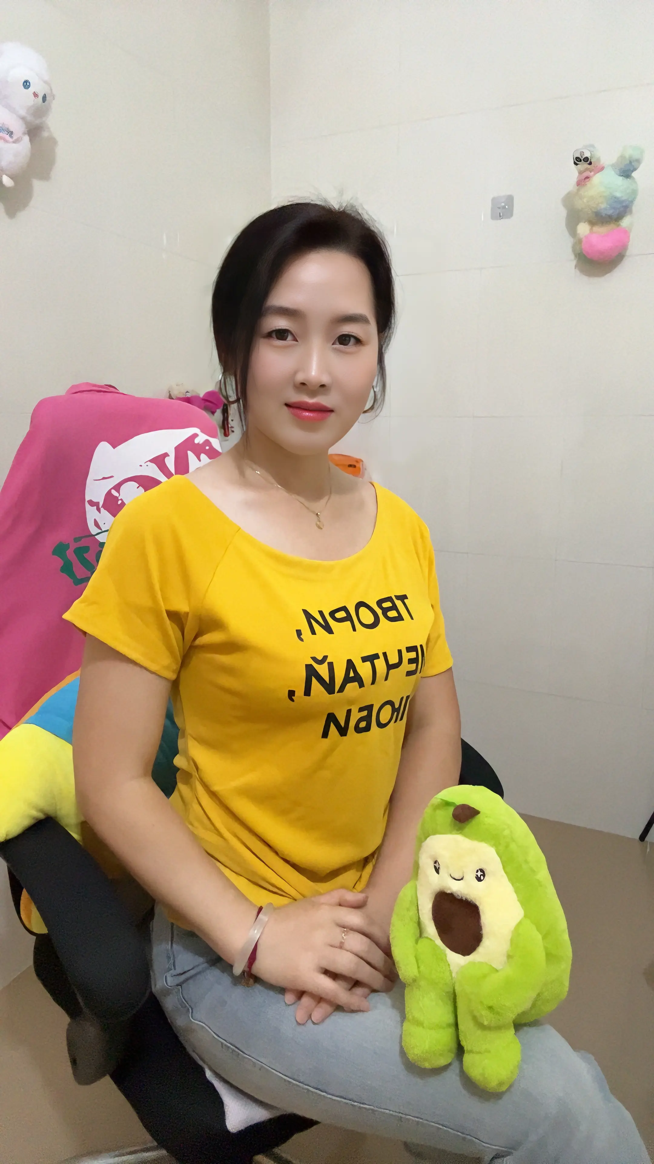 选妻就是改命，攒钱就是运，自律就是破局，认知就是出路行善就是积德闭嘴就...