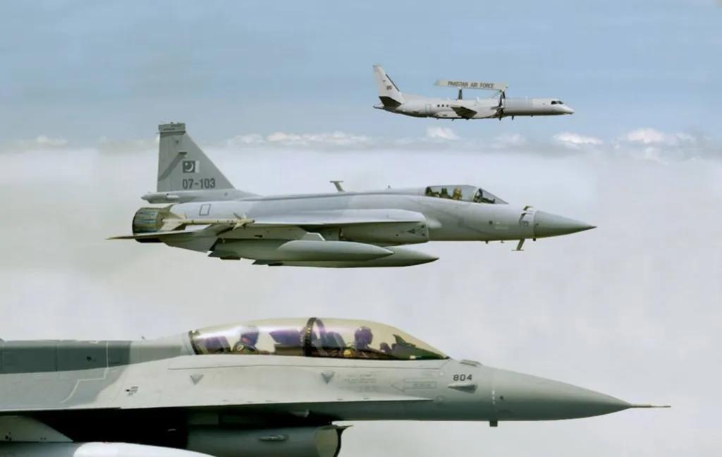 突发！巴基斯坦空军重兵压境中东，撑腰伊朗！

当地时间 2026 年 4 月 9