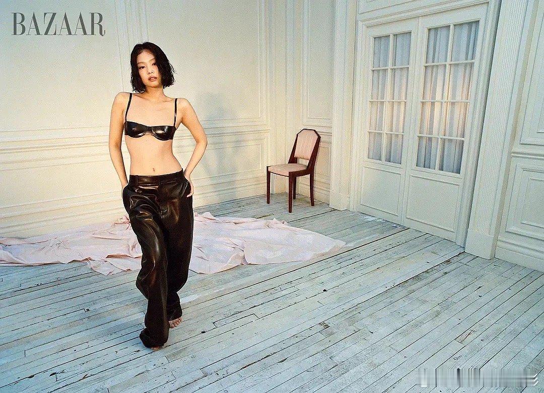 jennie 的杂志图，她也回不去了吗[跪了] ​​​