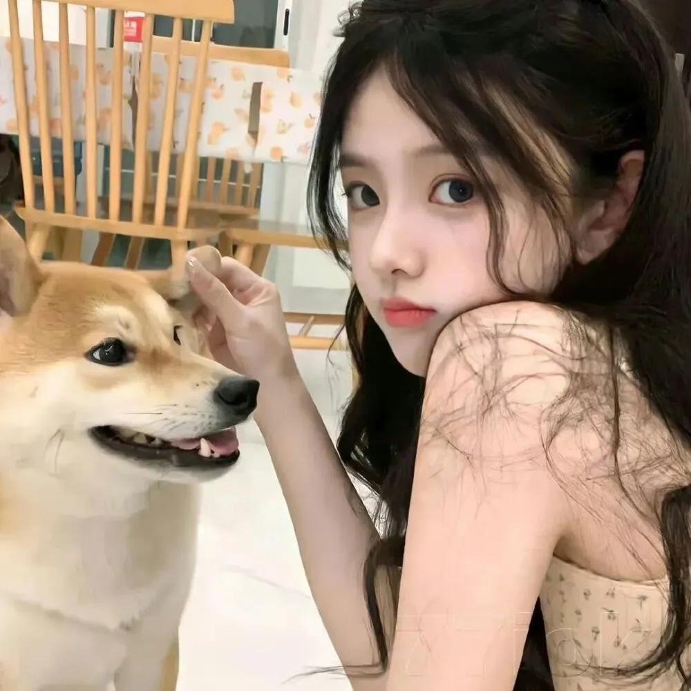 男人内心真正欣赏的女人
通常会有这三点
首先，健康的生活方式是吸引力的重要基础。