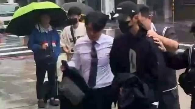 - 陈柏霖、修杰楷等艺人因涉嫌逃避兵役被警方拘提：10月21日清晨，台湾警方针对