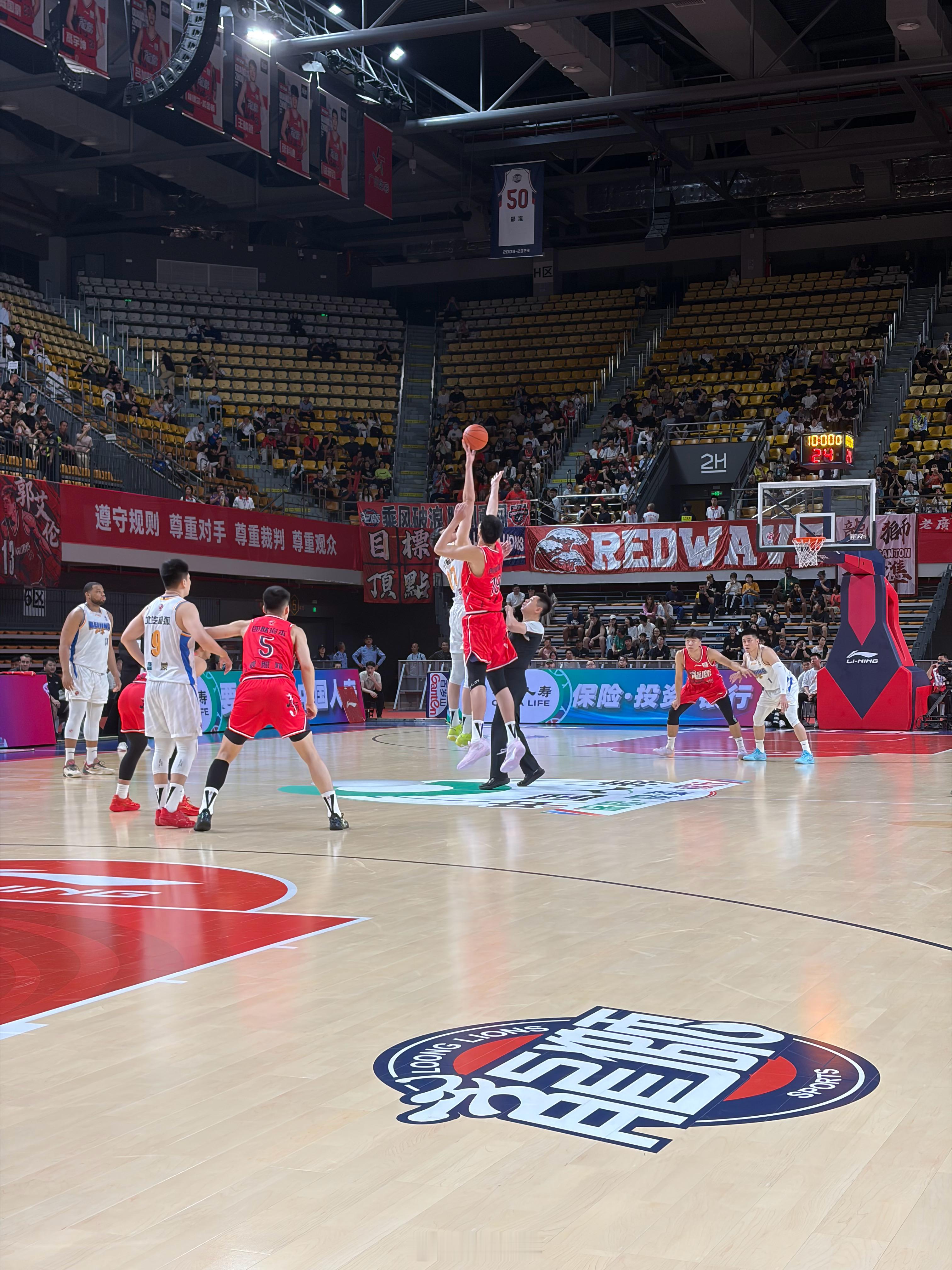 龙狮爆佢！龙狮男篮vs北京男篮 广州·华南农业大学综合体育馆