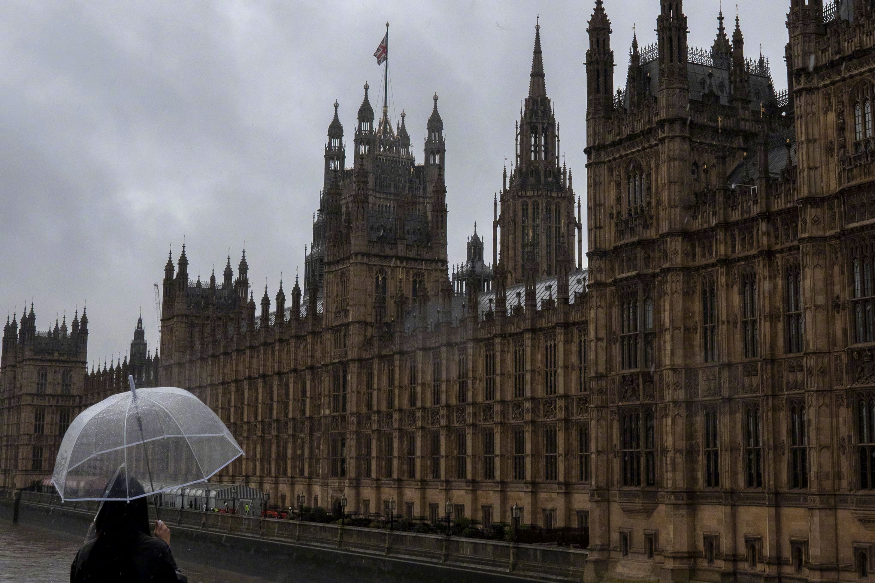 【外媒：#英国一学院禁止以色列人就读#】据法新社9月15日援引英国媒体报道，受加