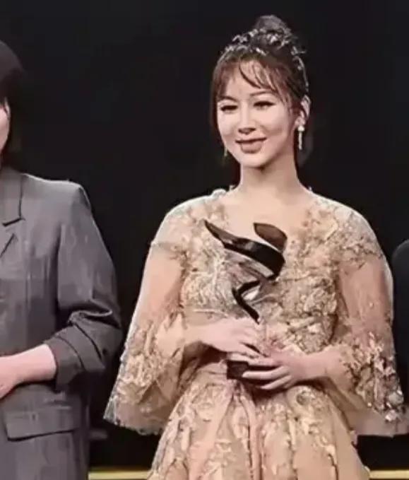 杨大姨还是花仙子？