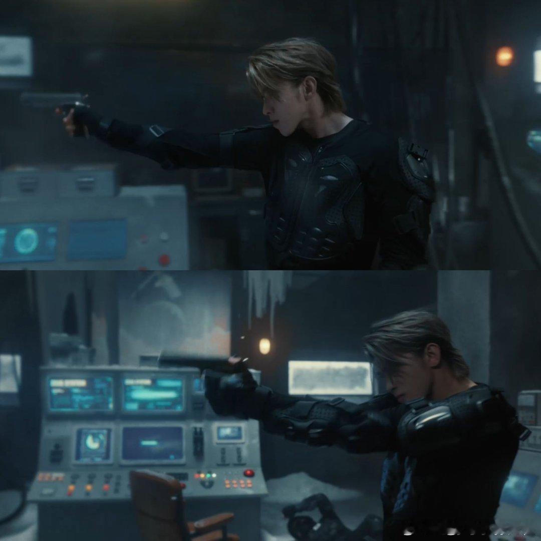 蔡徐坤2025最后一天帅成啥样了 蔡徐坤2025收官封神！金发背头A到炸，紧身服