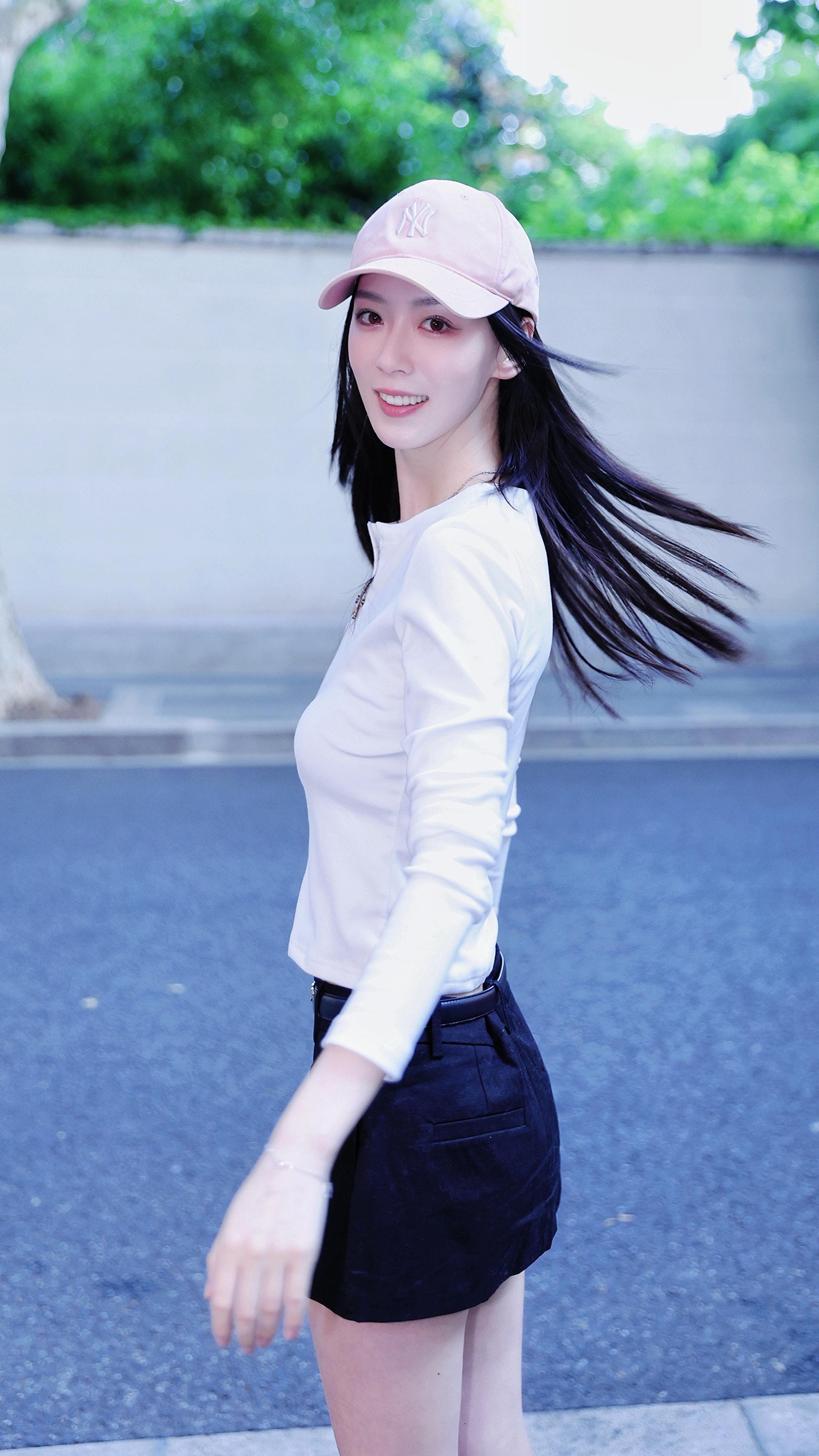 上海街拍｜欣子。 ，辽宁女孩00后身高175模特