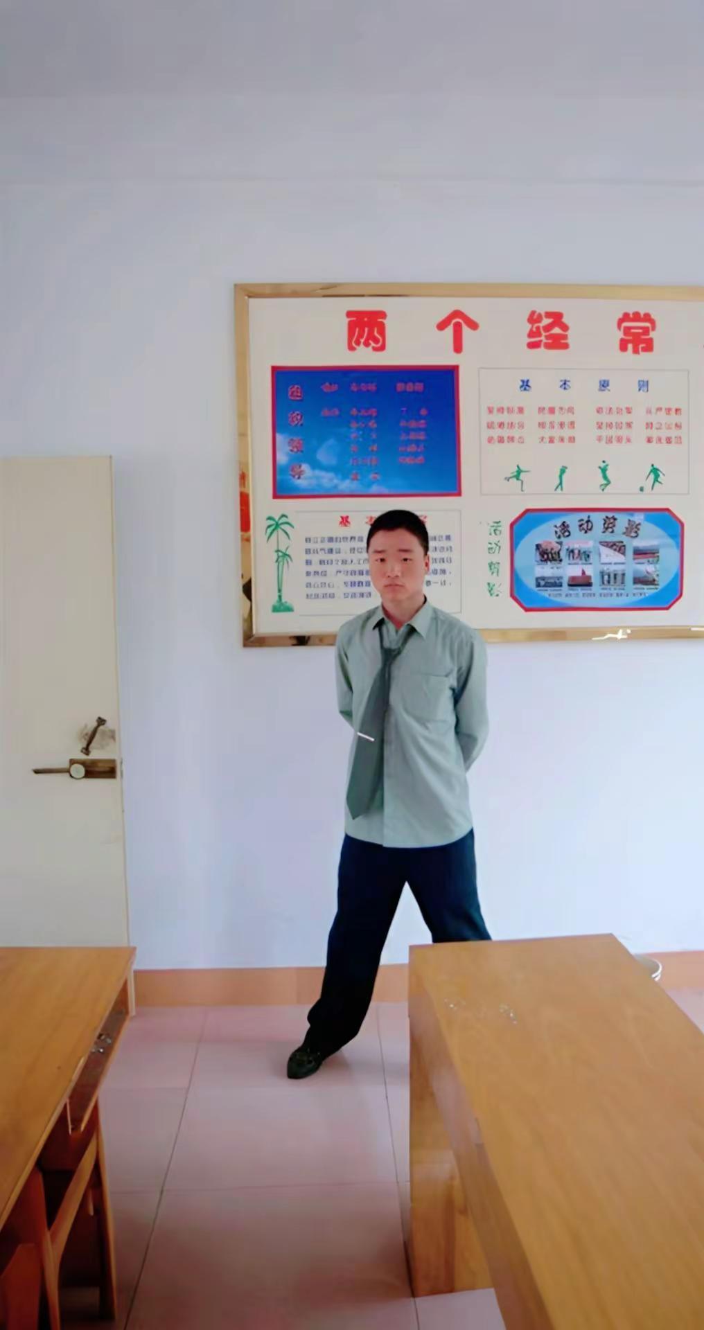 这几天全是这首歌，全网在循环播放。