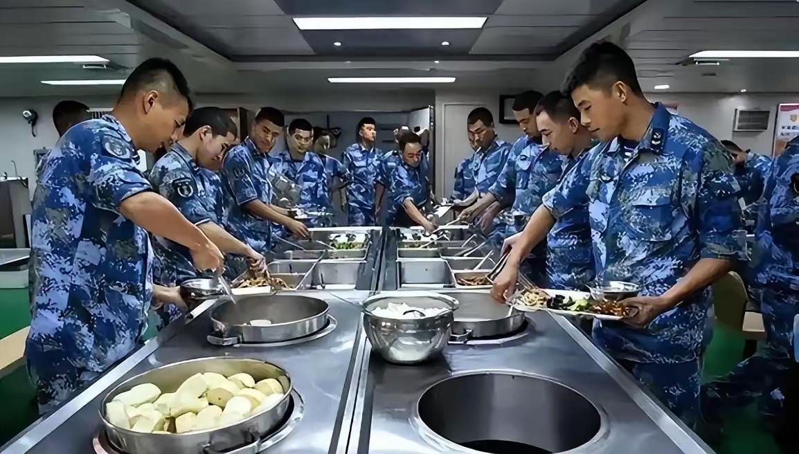航母这头“吞金巨兽”到底多烧钱？看完真实开销，瞬间沉默了
 
很多人只知道航母造