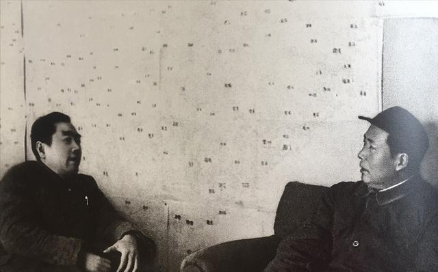 如果要问谁是毛主席在党内关系最亲密的人，你会说谁呢？朱德，“朱毛”红军，天下无人