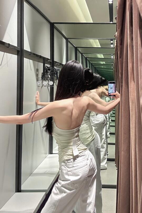 zara你美我一大跳！！