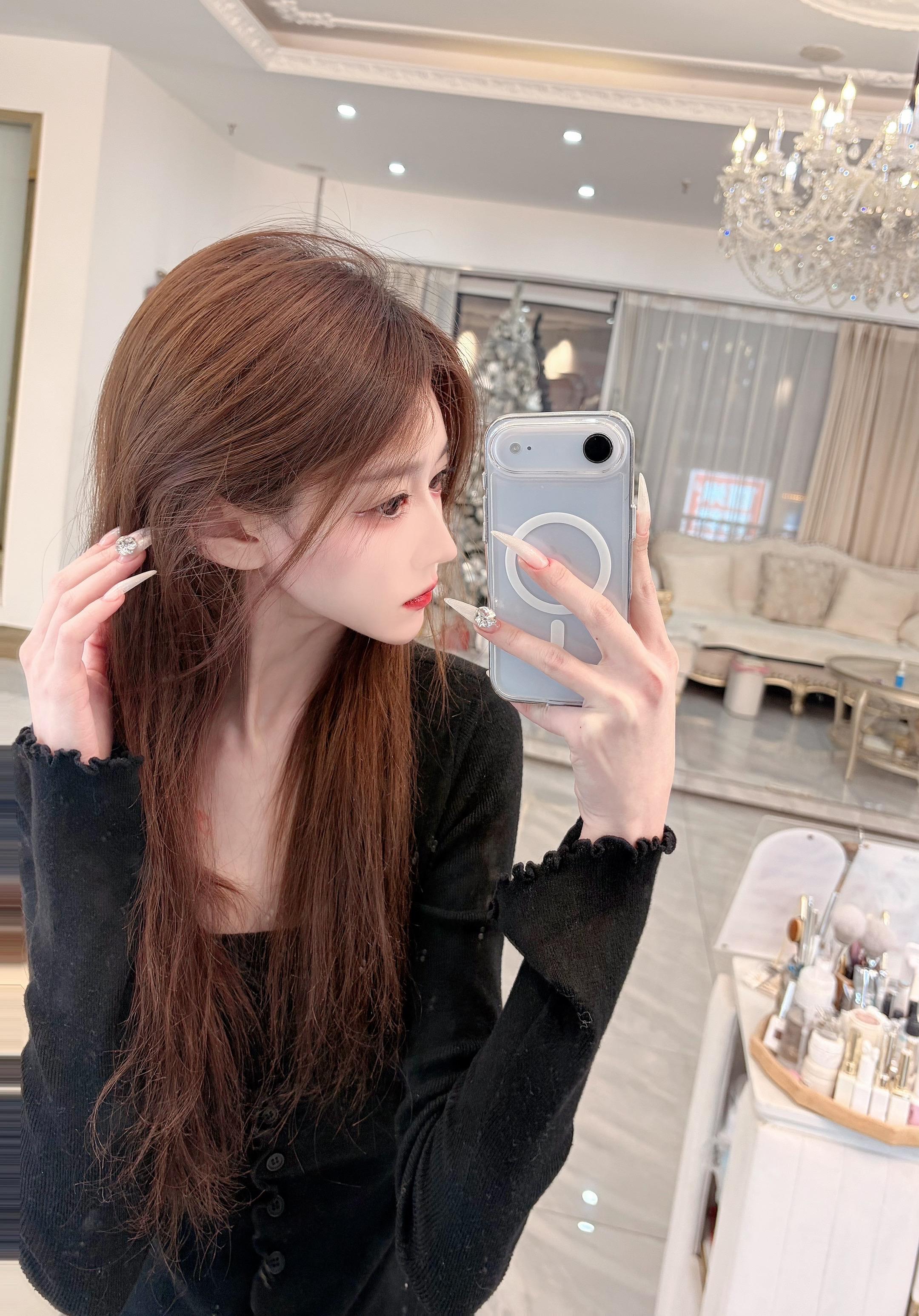 爱和信任都是消耗品 我提醒你太多次了不要这样对我 可是你转头就忘了 后...