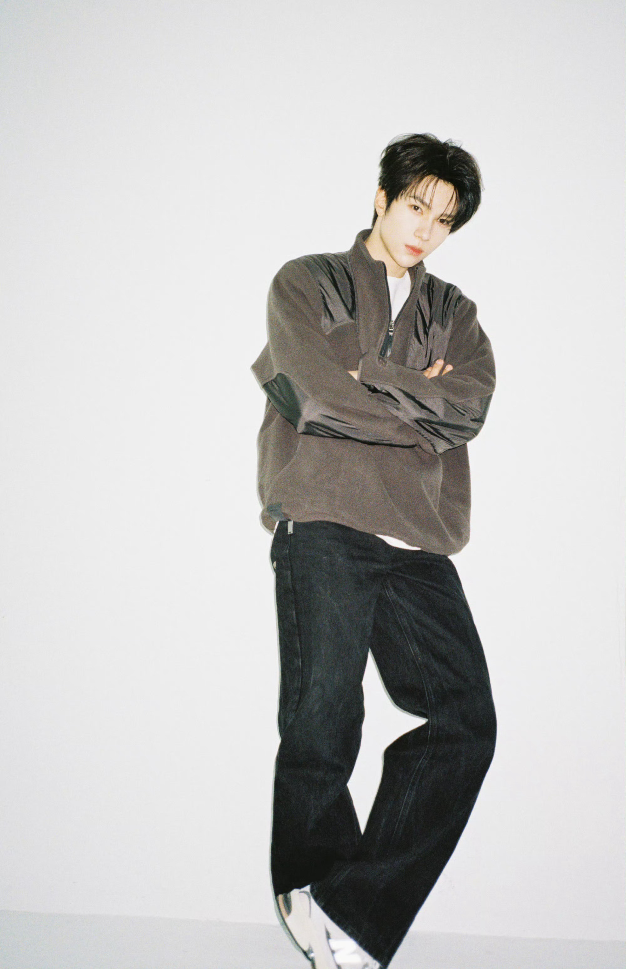 失踪人员终于出现了！请问一下余承恩，红皮衣啥时候来～ 