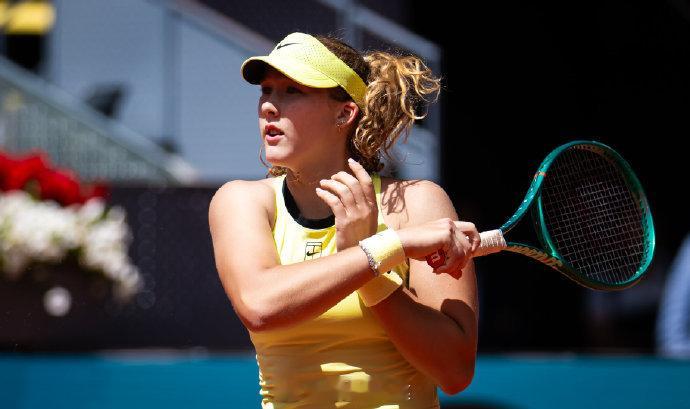 安德列娃首进马德里四强WTA1000马德里站1/4决赛，9号种子米拉·安德列娃以