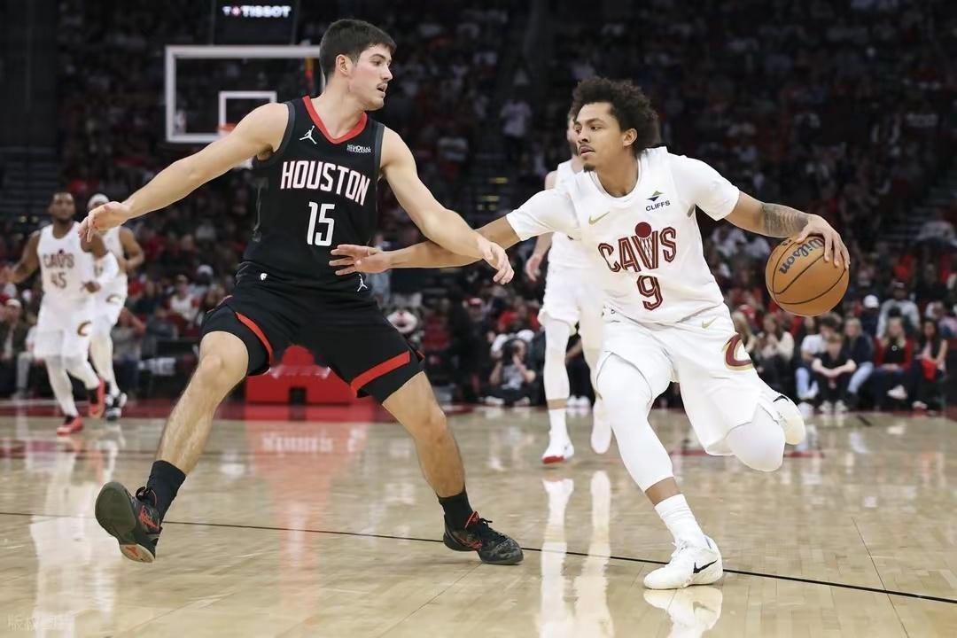 申京缺阵！杜兰特三节打卡砍下30+4+7 火箭大胜骑士骑士NBA 北京时间12月