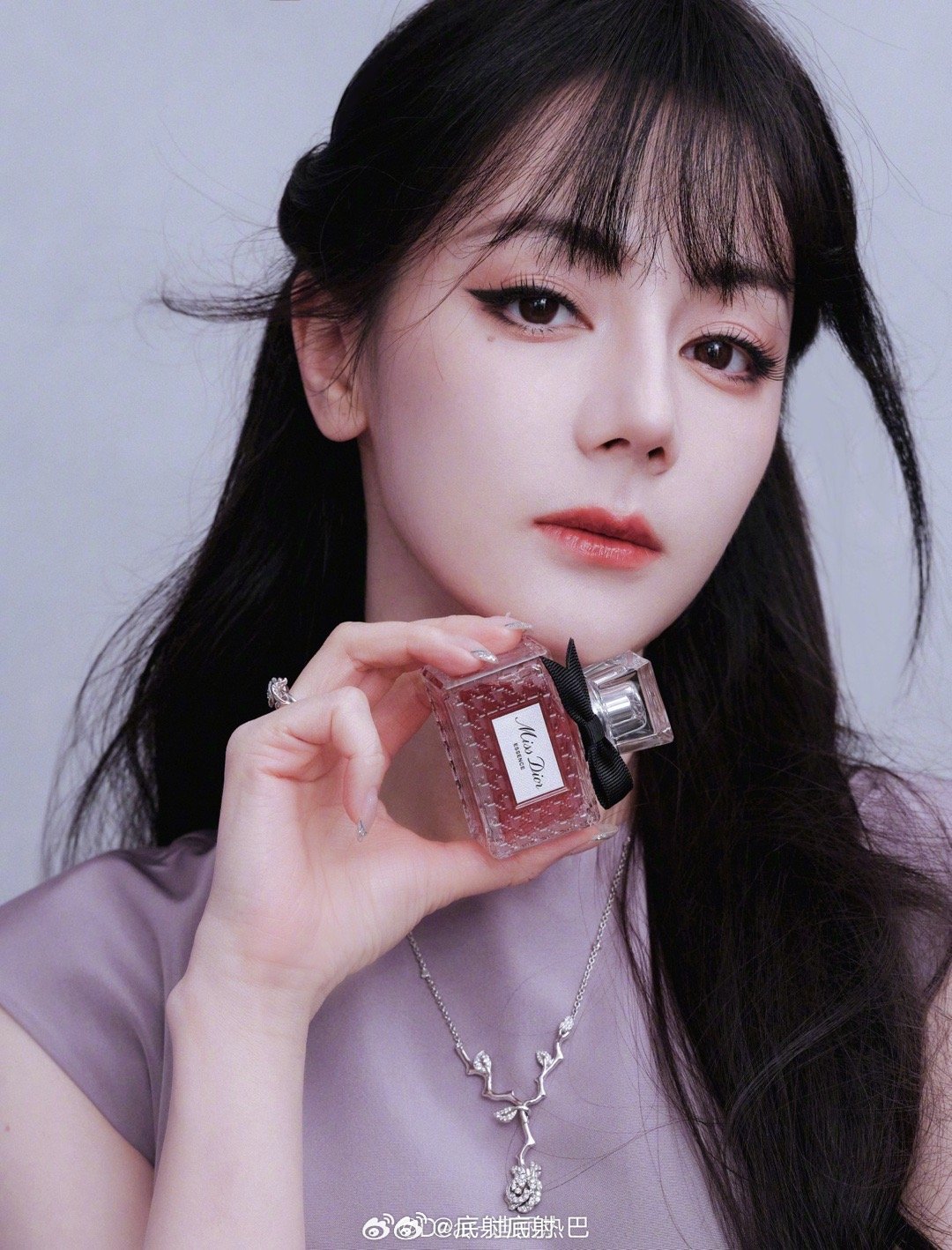迪丽热巴[爱慕][爱慕][爱慕][爱慕][锦鲤附体][爱慕][爱慕][爱慕][爱