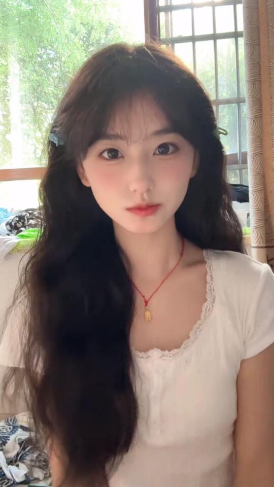 黑发还是浅发啊？