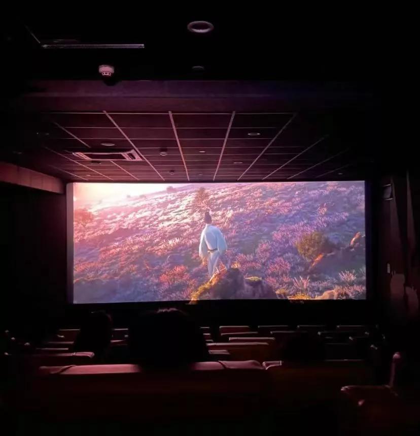 怎么理解“轻舟已过万重山”
很多人对“轻舟已过万重山”的意义理解错了，它讲的不是